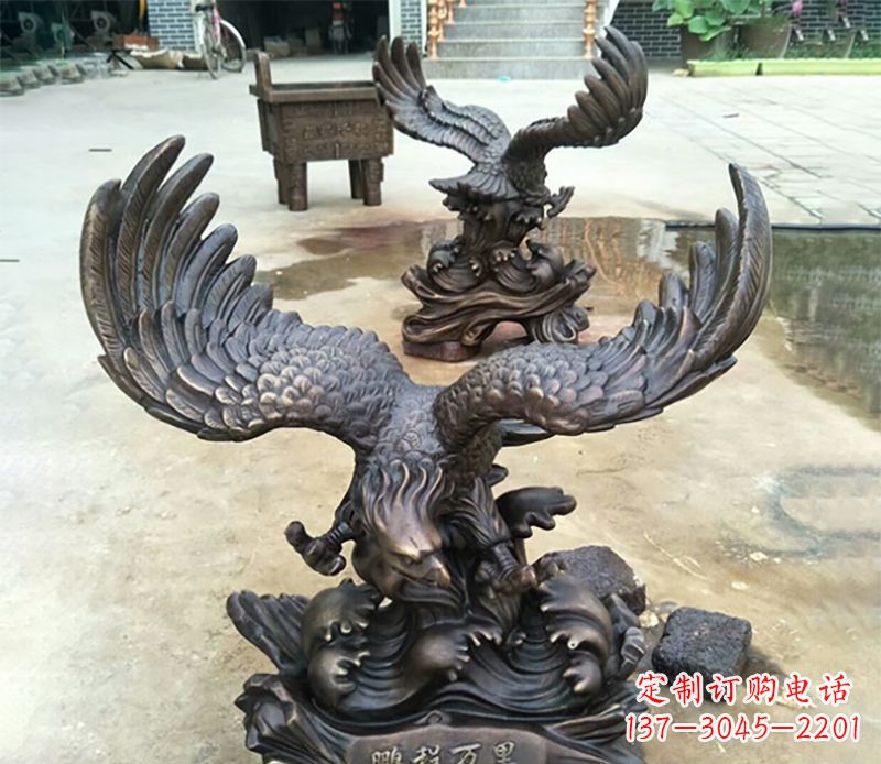 威海老鹰铜雕 (2)