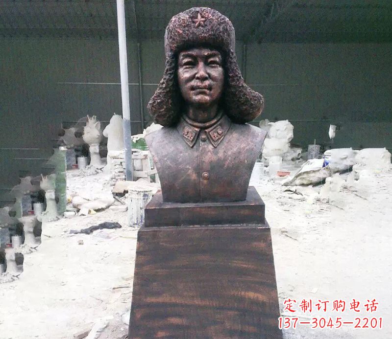 威海雷锋广场伟人铜雕