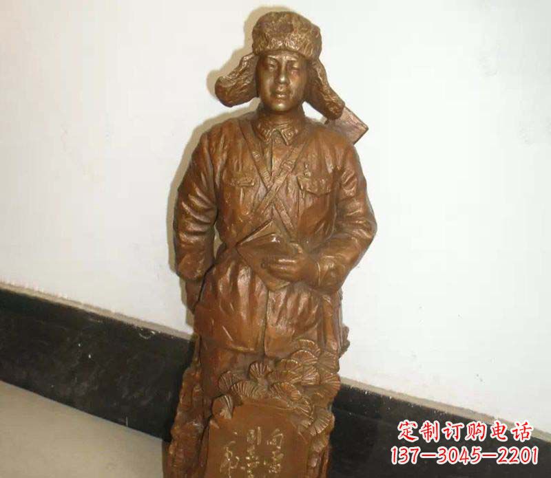 威海纪念雷锋的精美铜雕