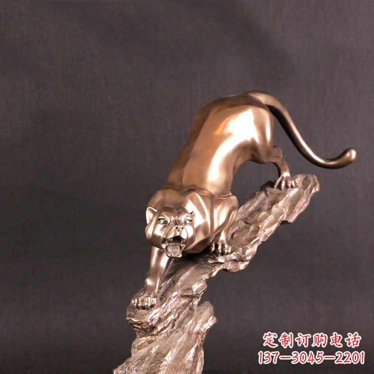 威海猎豹玻璃钢雕塑——高级定制精美雕塑