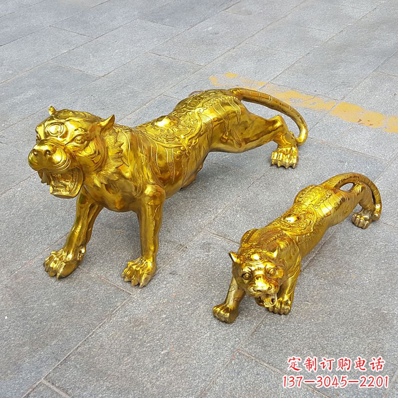 威海鎏金老虎,铜雕工艺精美