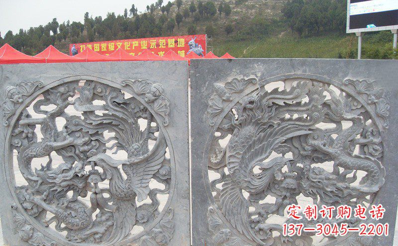 威海龙凤呈祥公园景观石雕--精美绝伦的龙凤陪伴