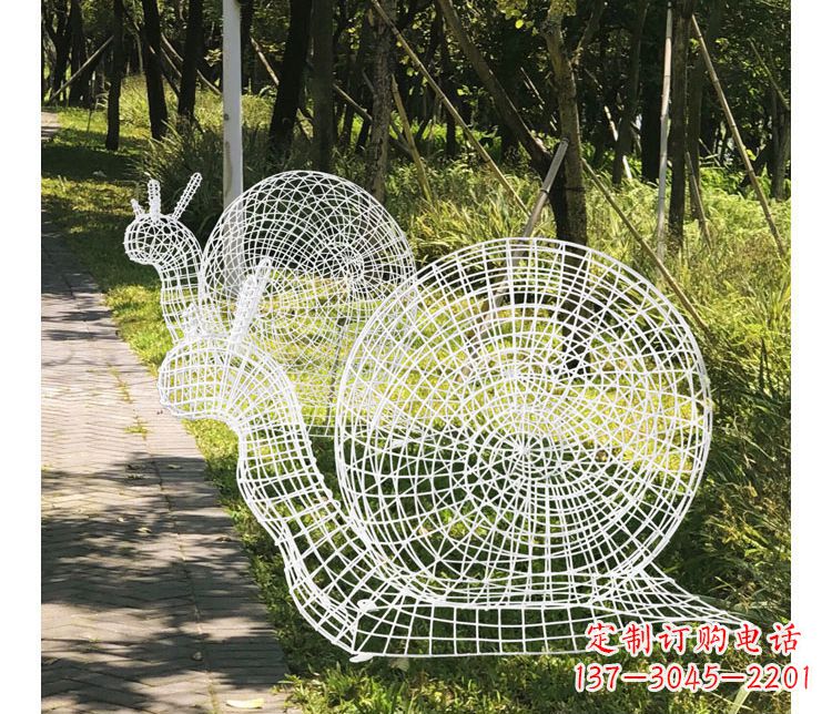 威海精致镂空不锈钢蜗牛雕塑
