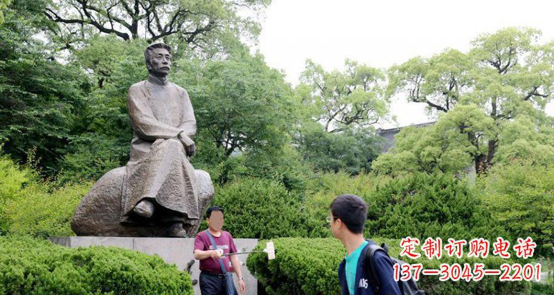 威海鲁迅铜雕,艺术品级的文化符号