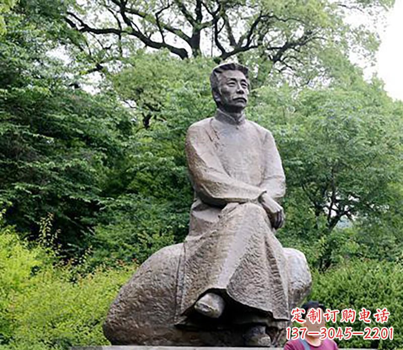 威海倾情打造鲁迅公园手工雕塑