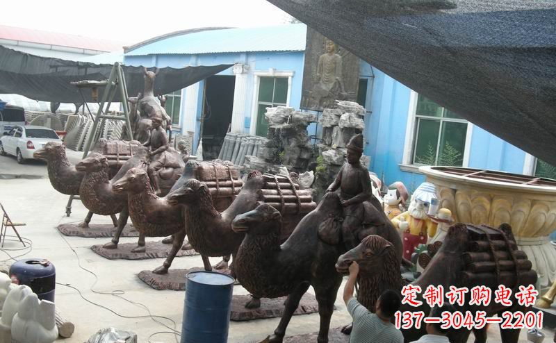 威海骆驼公园动物铜雕魅力无限