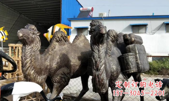威海骆驼铜雕塑,刻画最精致的美丽