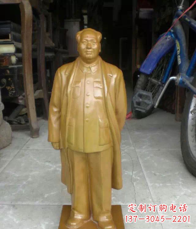 威海毛主席仿铜雕塑:唤醒历史的记忆