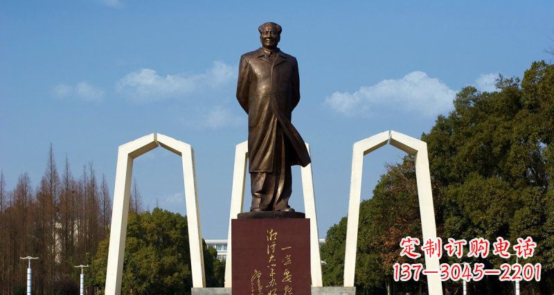 威海纪念性毛主席铜雕,您的精致礼物