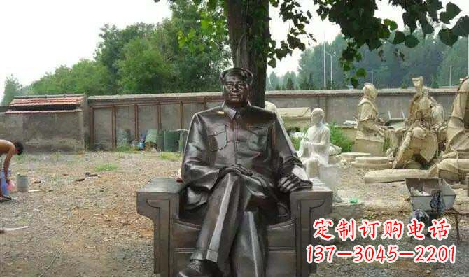 威海中领雕塑推出的主席雕塑珍藏版,由高级工艺…