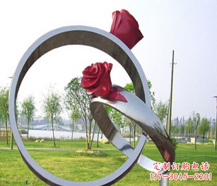 威海不锈钢戒指雕塑展示