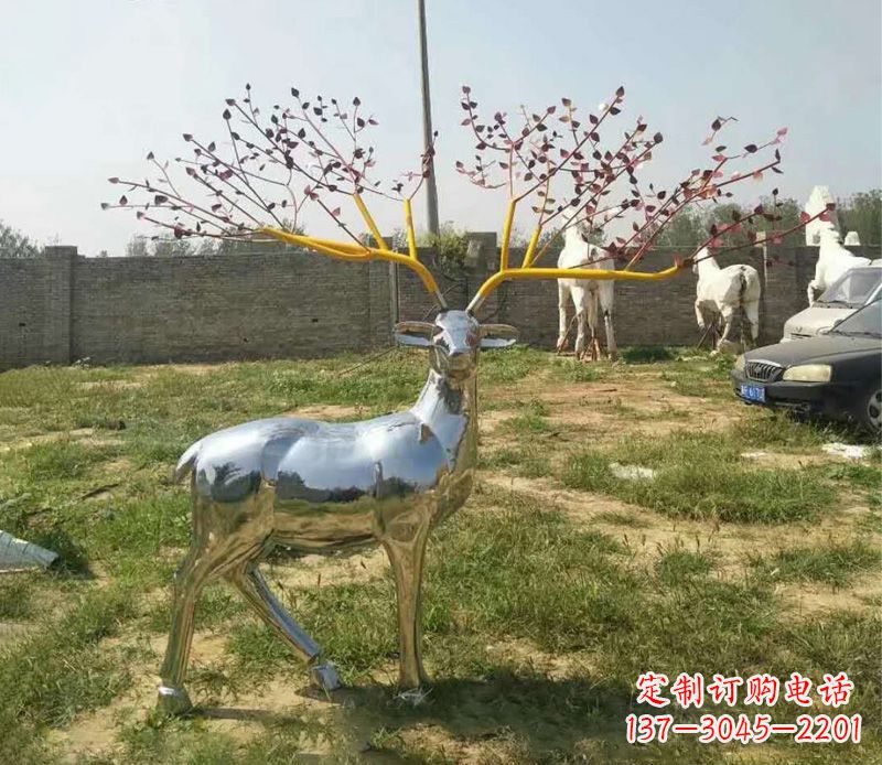 威海梅花鹿镜面不锈钢雕塑