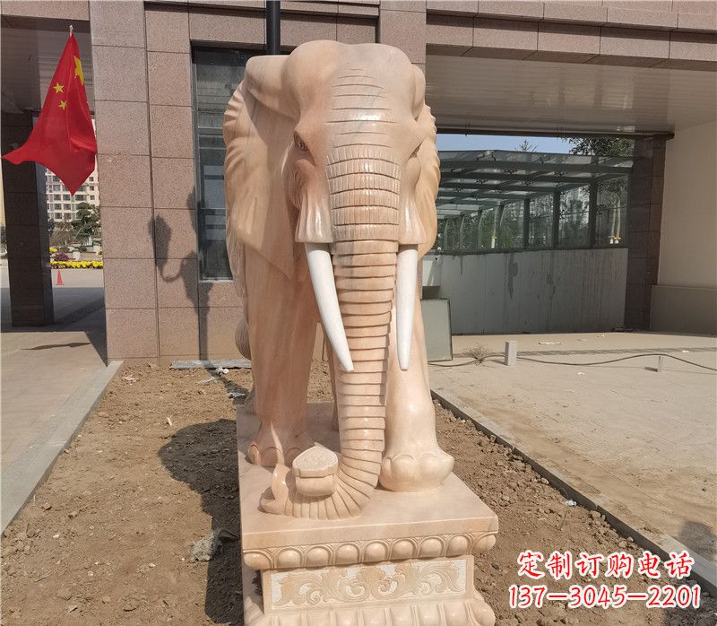 威海品质卓越，大象石雕门口装点