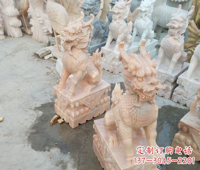 威海华丽夺目,雕琢精美的麒麟石雕