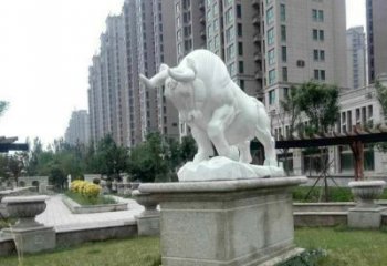 威海汉白玉开荒牛小区园林动物石雕