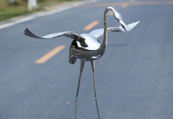 威海中领雕塑：酒店装饰精美仙鹤雕塑