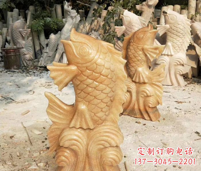 威海中领雕塑精美鲤鱼雕塑