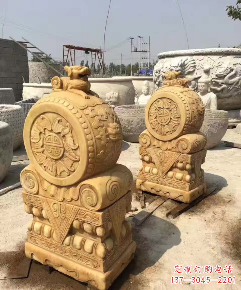 威海福瑞貔貅抱鼓石雕塑,传承中国古老文化