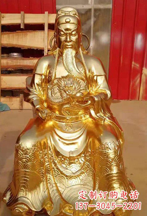 威海传承经典,漆金关公神像雕塑