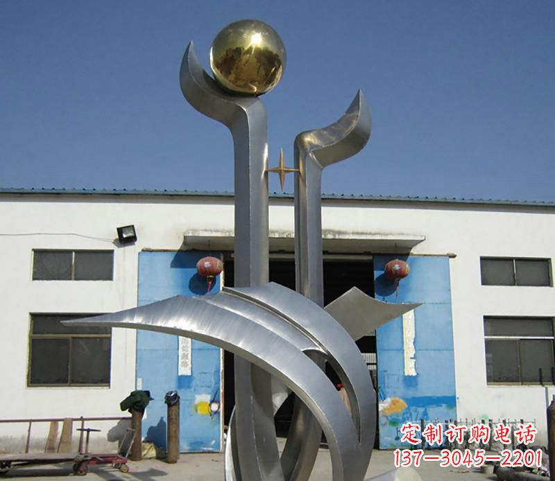 威海中领雕塑:不锈钢树叶雕塑,精美绝伦