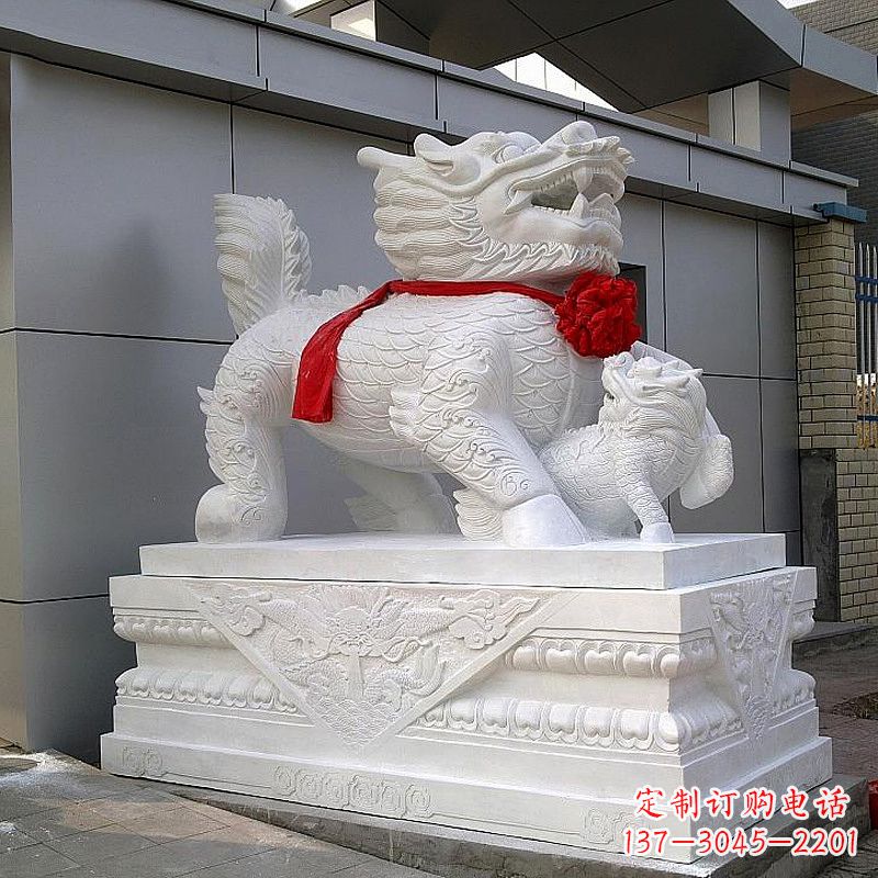 威海超精美的中国麒麟石雕