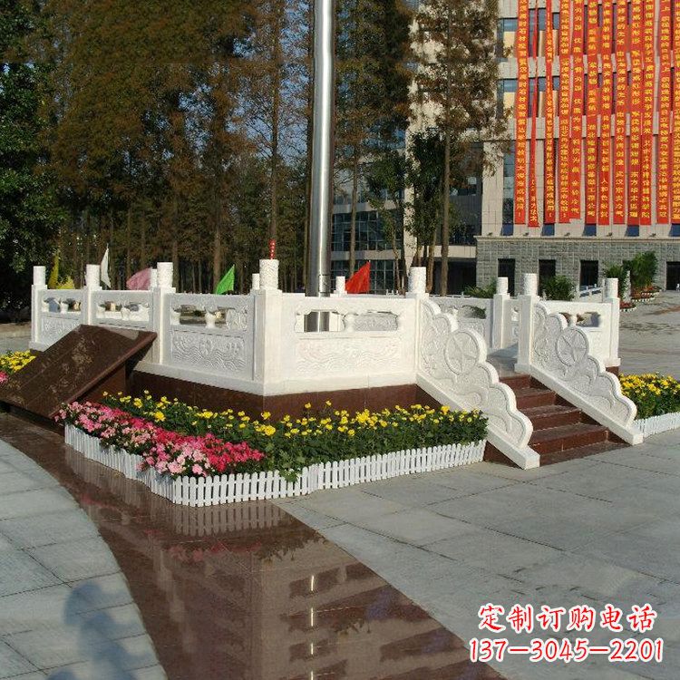 威海高端定制玉石汉白玉石雕广场升旗台