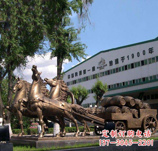 威海追求完美,华丽马车铜雕塑