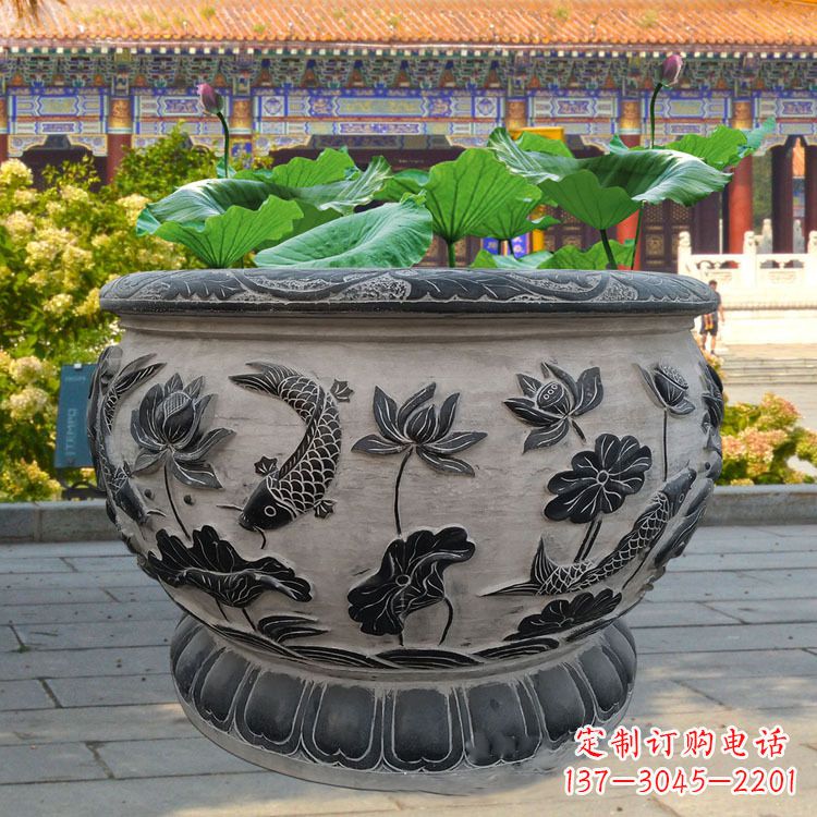 威海精美绝伦的青石鱼缸雕塑