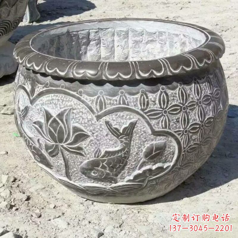 威海精致青石浮雕水缸,为您打造精美绝伦的定制雕塑