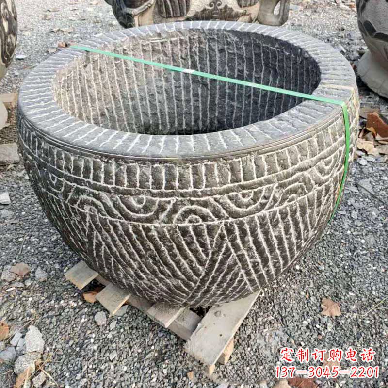 威海精美青石莲花水缸雕塑