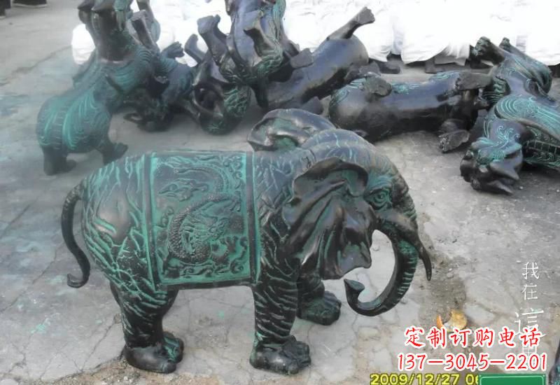 威海精美青铜大象雕塑,极致线条优雅
