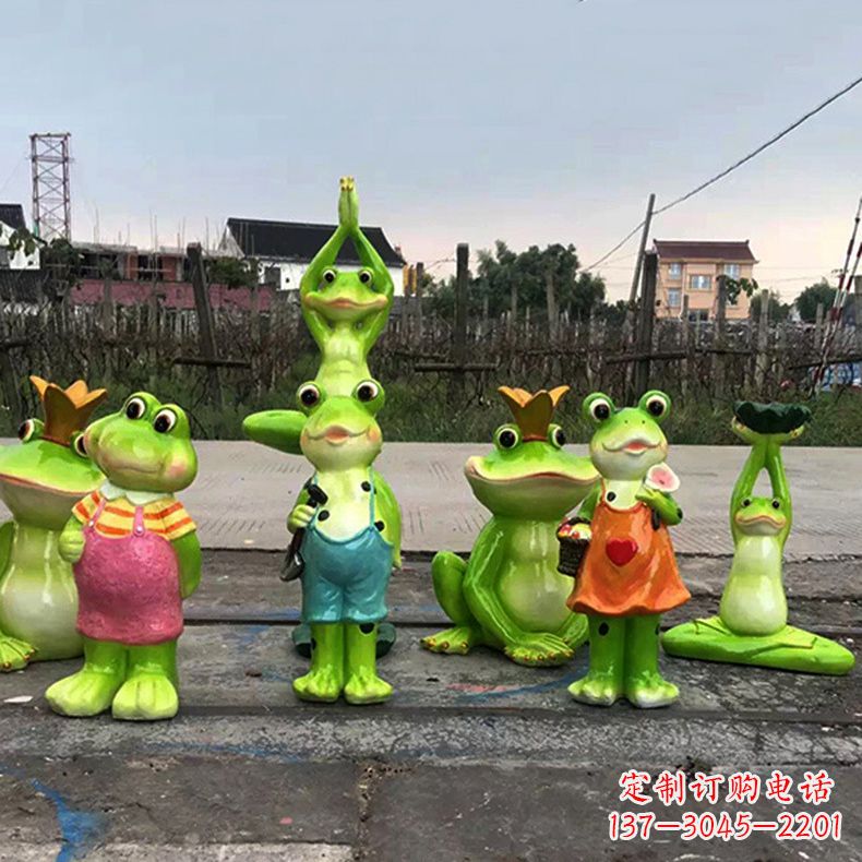 威海精美青蛙玻璃钢卡通雕塑