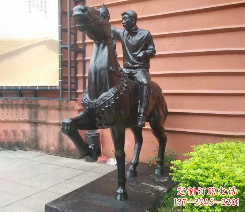 威海独一无二的骑马雕塑