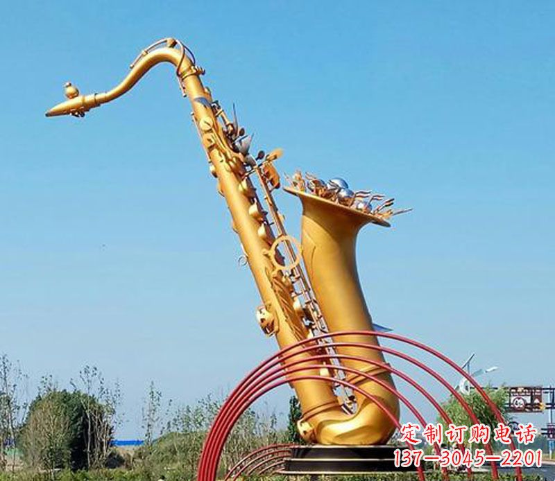威海中领雕塑:萨克斯铜雕高质量制作