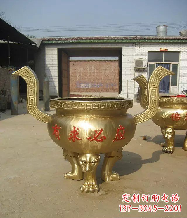 威海三足香炉铜雕,装点你的寺庙