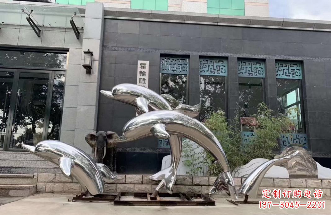 威海商场门口跳跃海豚不锈钢