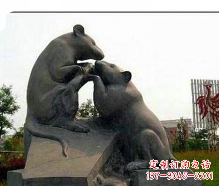 威海精美的老鼠石雕,让你拥有不一样的家居装饰