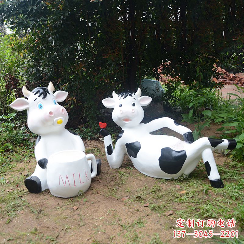 威海中领雕塑出品:生肖牛卡通雕塑