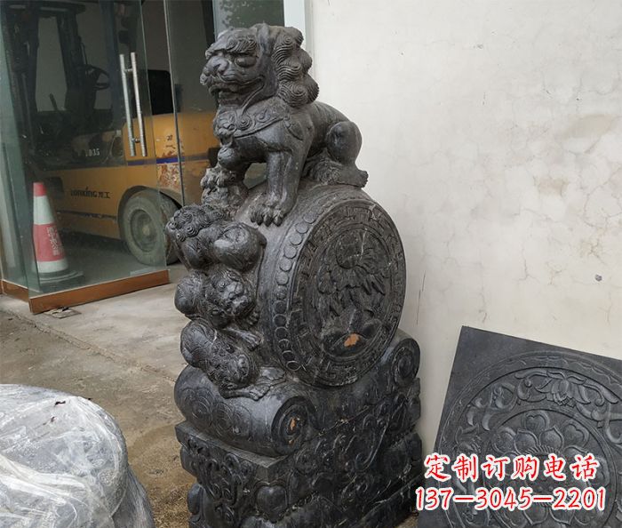 威海狮子抱鼓石雕刻门墩