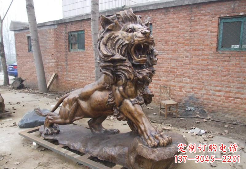 威海高雅华贵的狮子铜雕