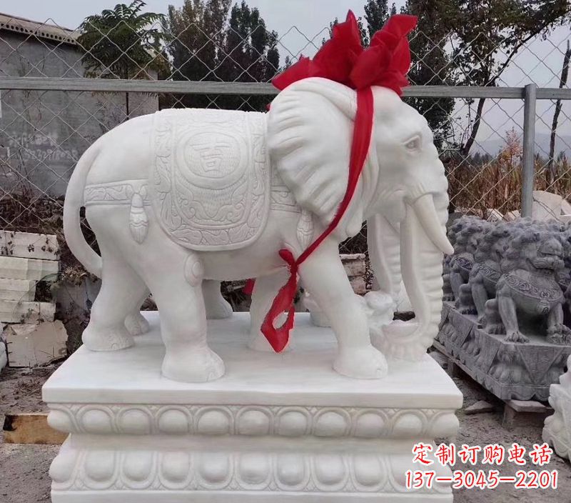 威海中领雕塑:完美呈现大象雕塑