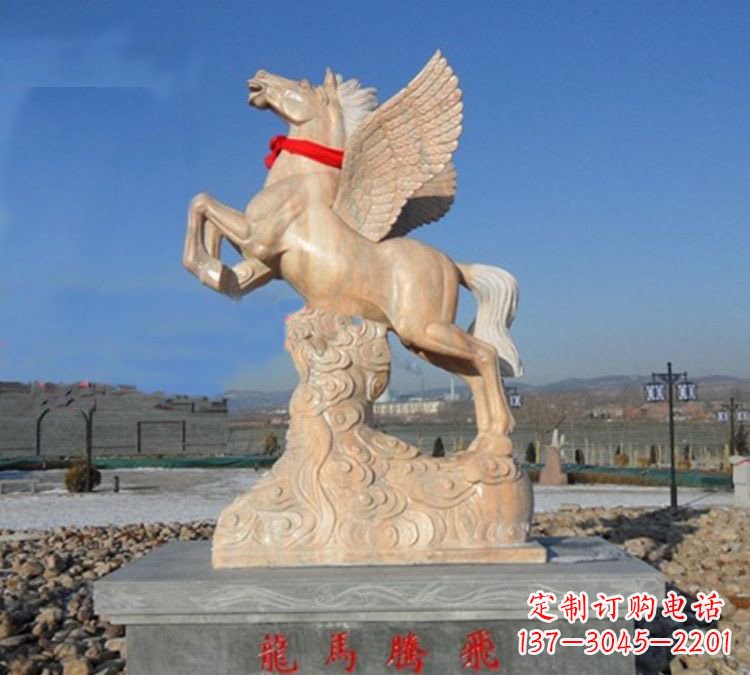 威海让马雕塑赋予家居以灿烂热情——中领雕塑定制马雕塑