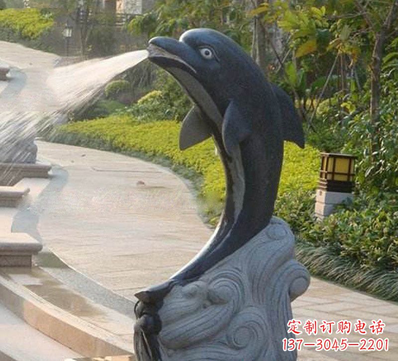 威海海豚雕塑:惊艳世间,把精灵捧在掌心