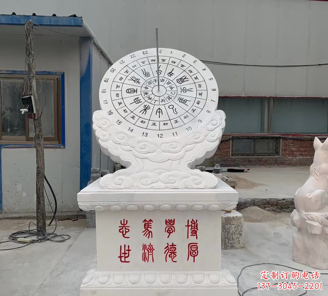 威海中领雕塑:专业的日晷雕塑定制