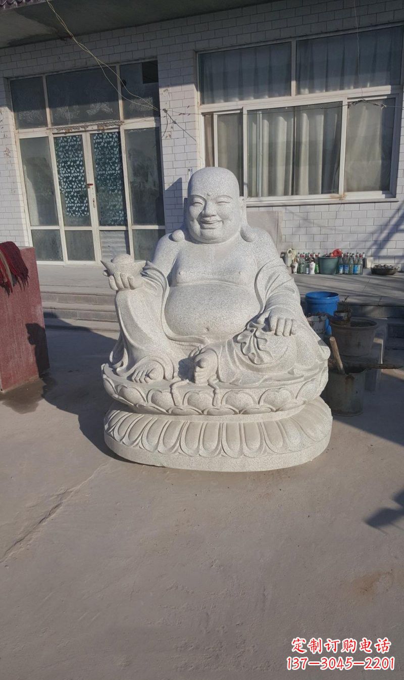 威海石雕坐式弥勒佛
