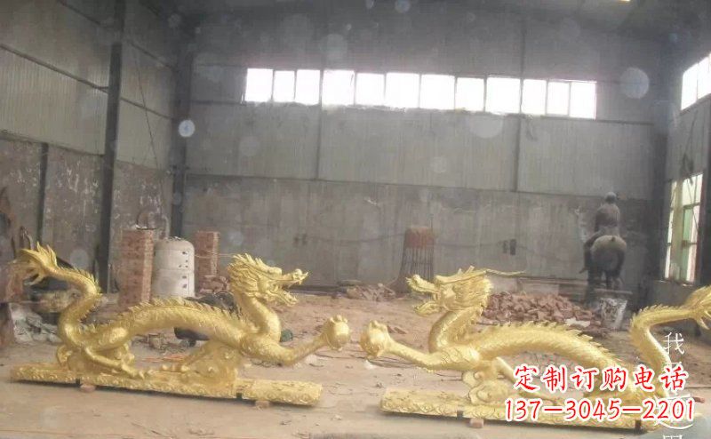 威海双龙戏珠广场铜雕 (2)