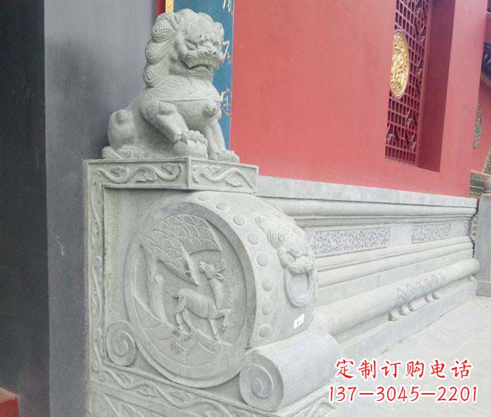 威海寺庙景观狮子石门墩抱鼓石