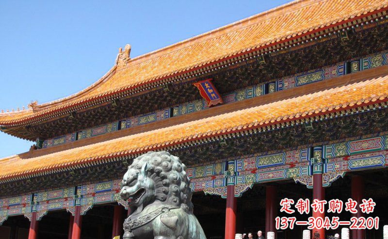 威海寺庙门口青铜狮子雕塑
