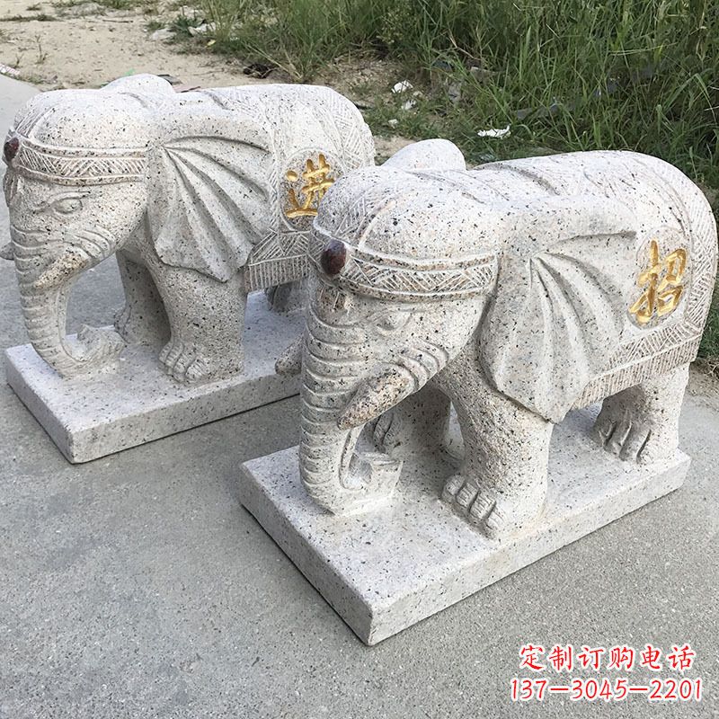 威海寺庙门口大象石雕