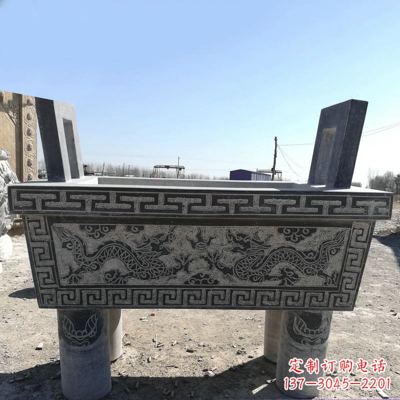 威海寺庙墓地祭祀四足方鼎,青石仿古石雕香炉